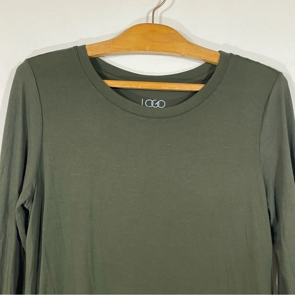 LOGO By Lori Goldstein Green Knit Top With Tiered Asymmetric Hem - Picture 2 of 8